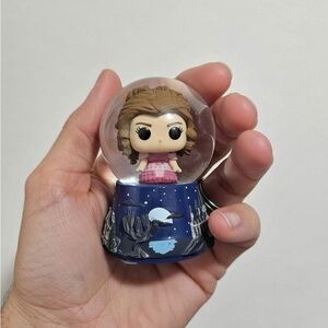 Funko Mystery Minis Harry Potter Snow Globe Character Hermione Granger Figure